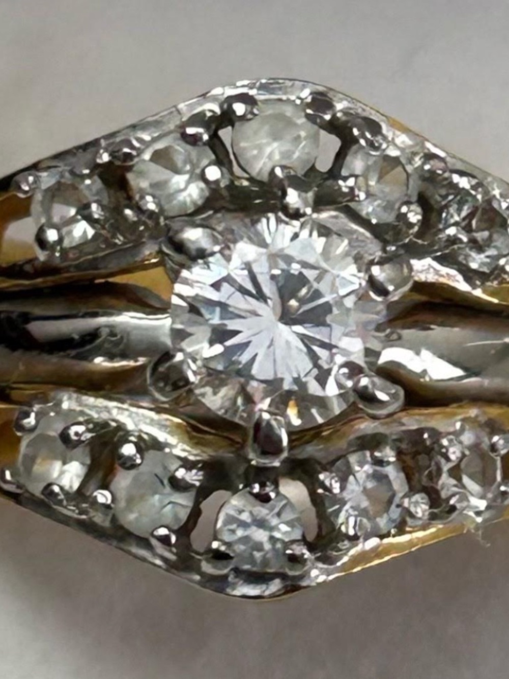VINTAGE CRYSTAL COCKTAIL/WEDDING RING SILVERTONE/GOLDTONE